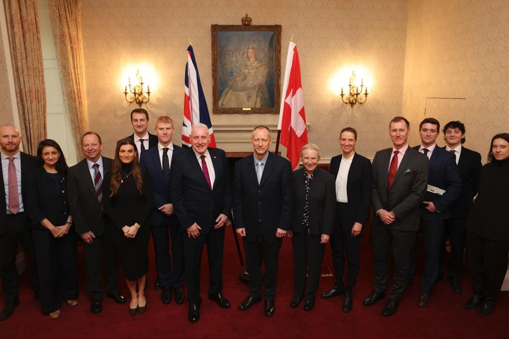 Lord Coaker and Dr Mäder with members of the Swiss and British delegations.